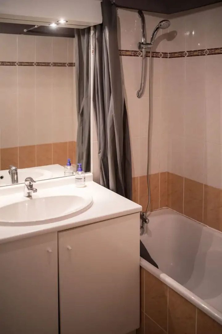 Appartement de Charme une Chambre avec Jardin