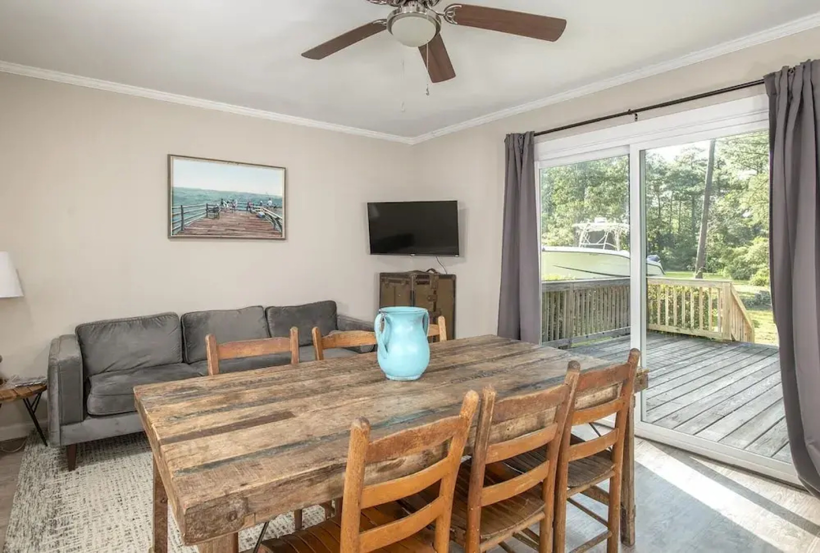 Cardinal Seas 5 Bedroom Home by RedAwning