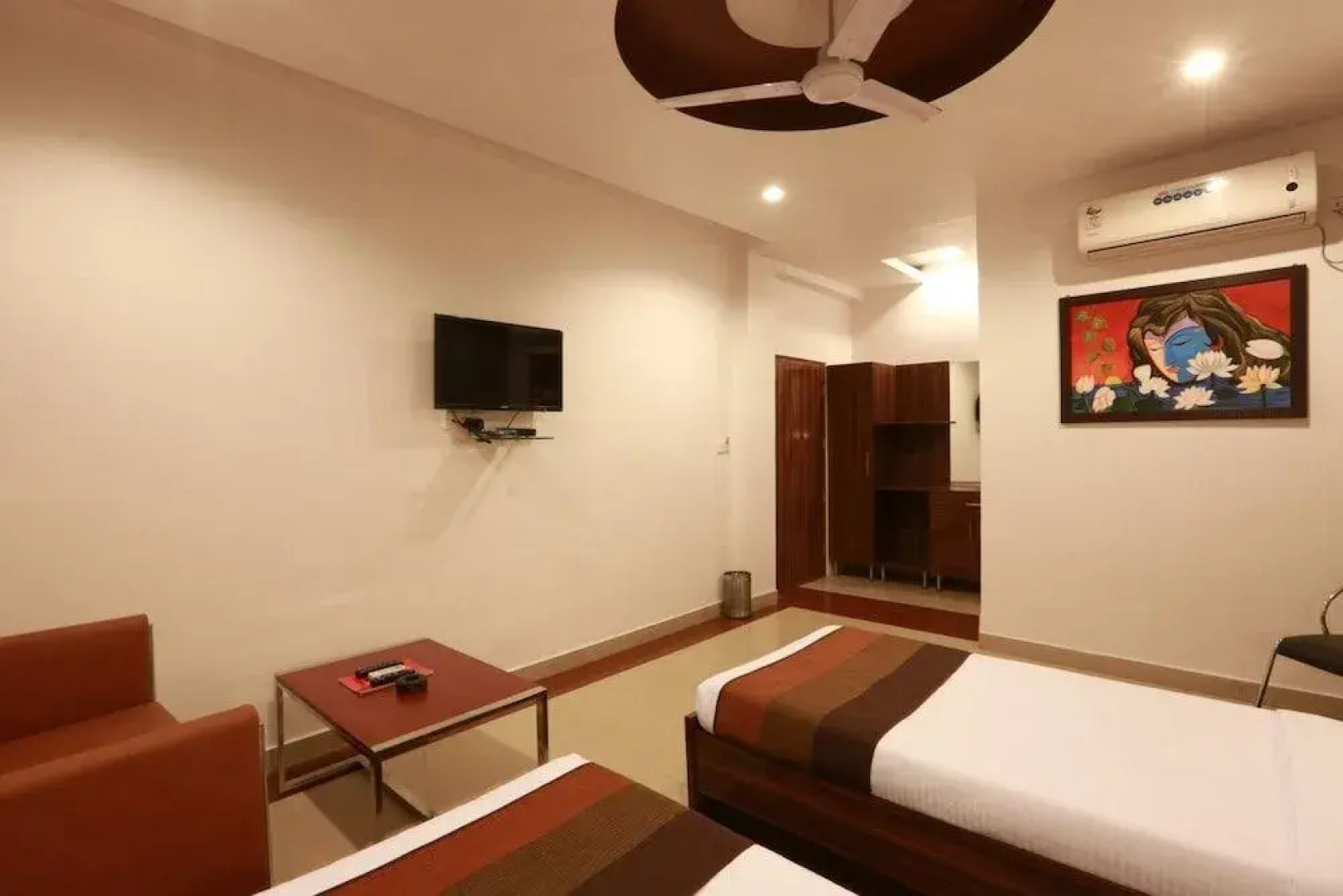 Pawanputra Hotel