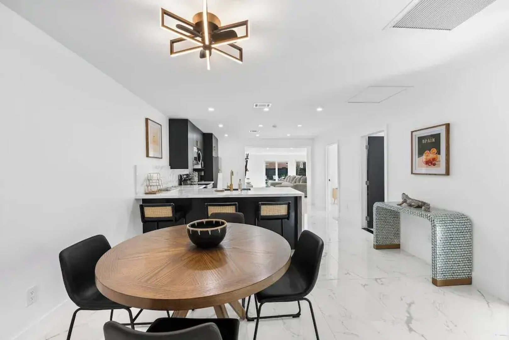 Luxury poolside paradise