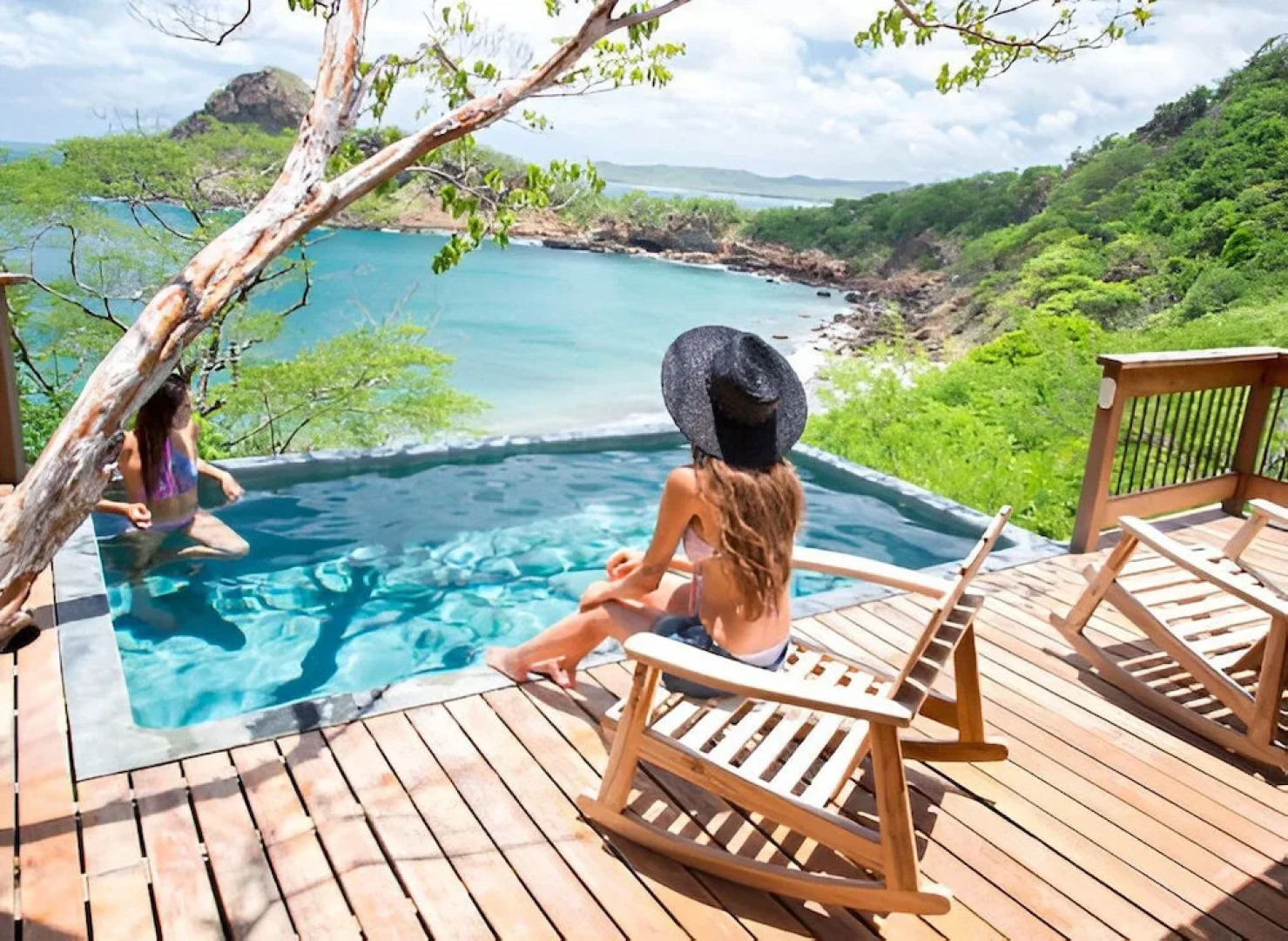 Aqua Oceanfront Resort & Residences