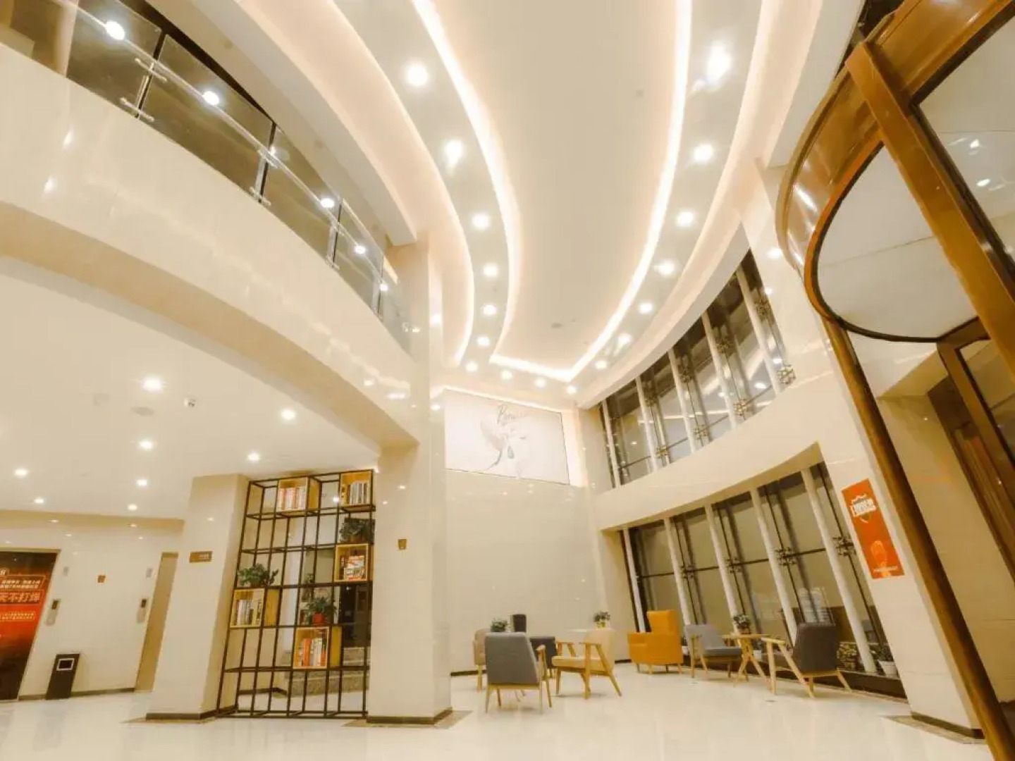 7Days Premium Shandan Center Plaza Branch