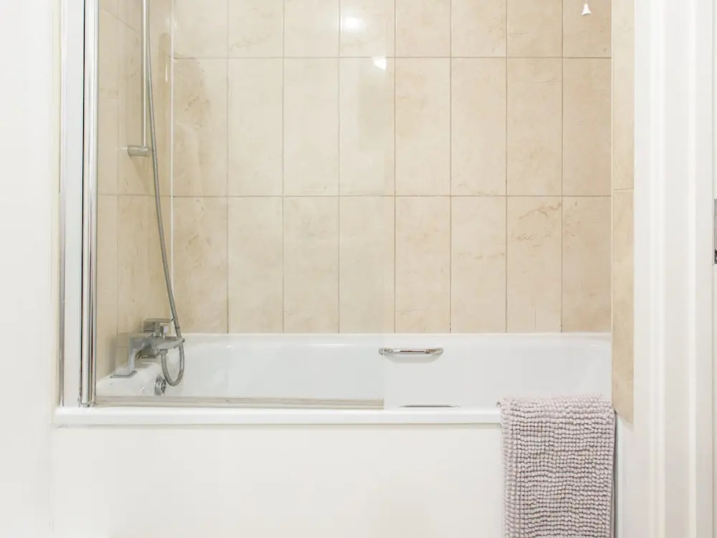 Dartford Serviced Apartment