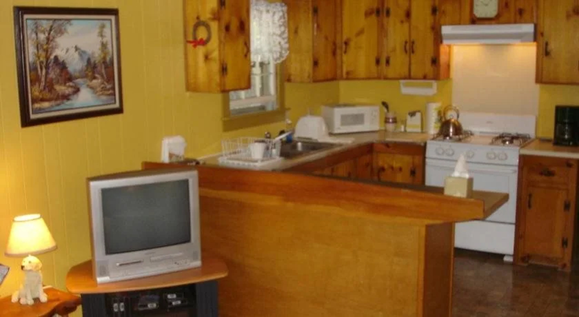 Spruce Moose Lodge and Cottages