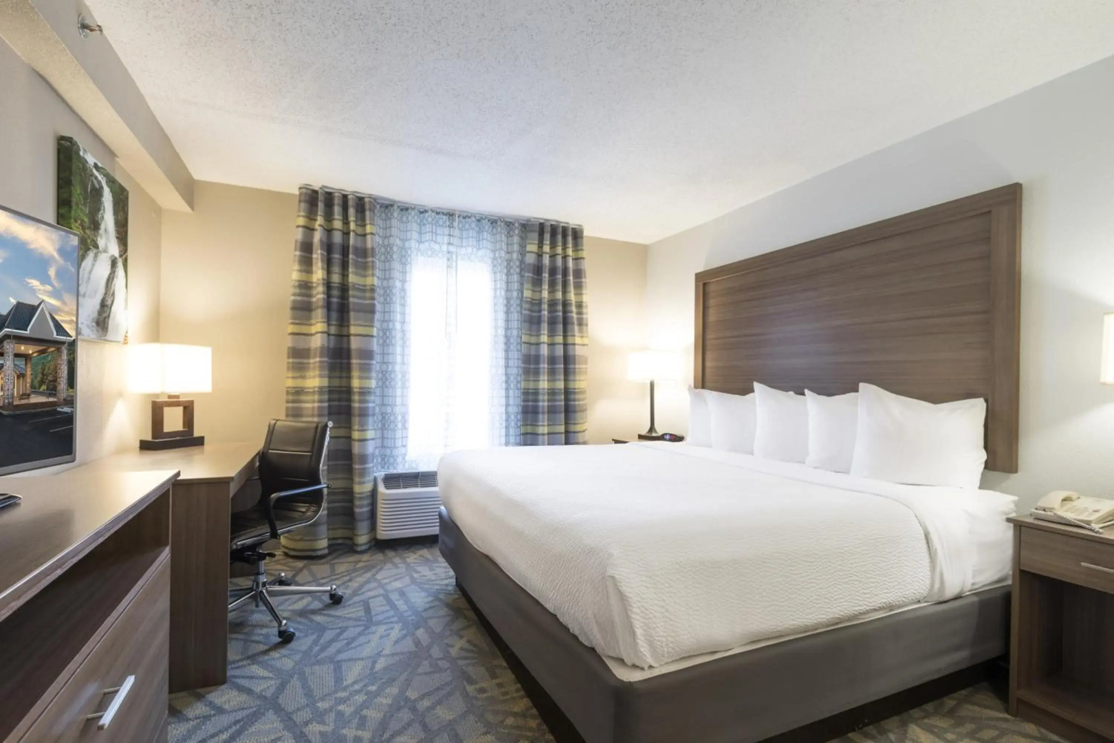 Country Inn & Suites by Radisson Asheville Downtown Tunnel Road