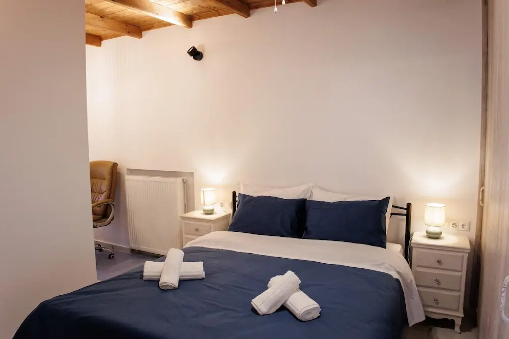 Kozani Central Nest - Homely Vibes