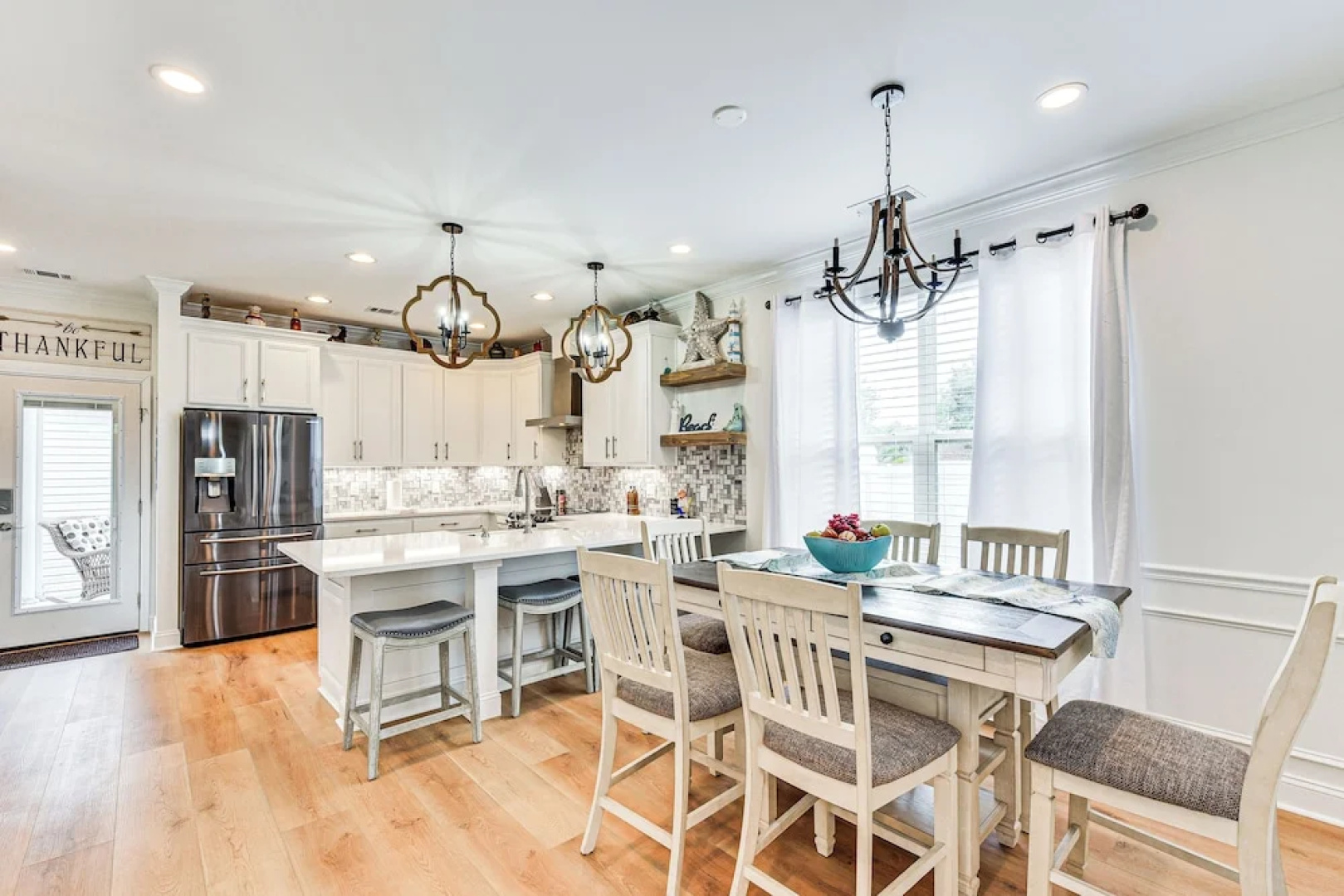 Charming Bluffton Home w/ Yard ~ 3 Mi to Beaches!