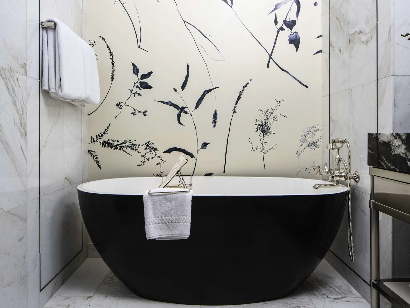 Отель Raffles Boston