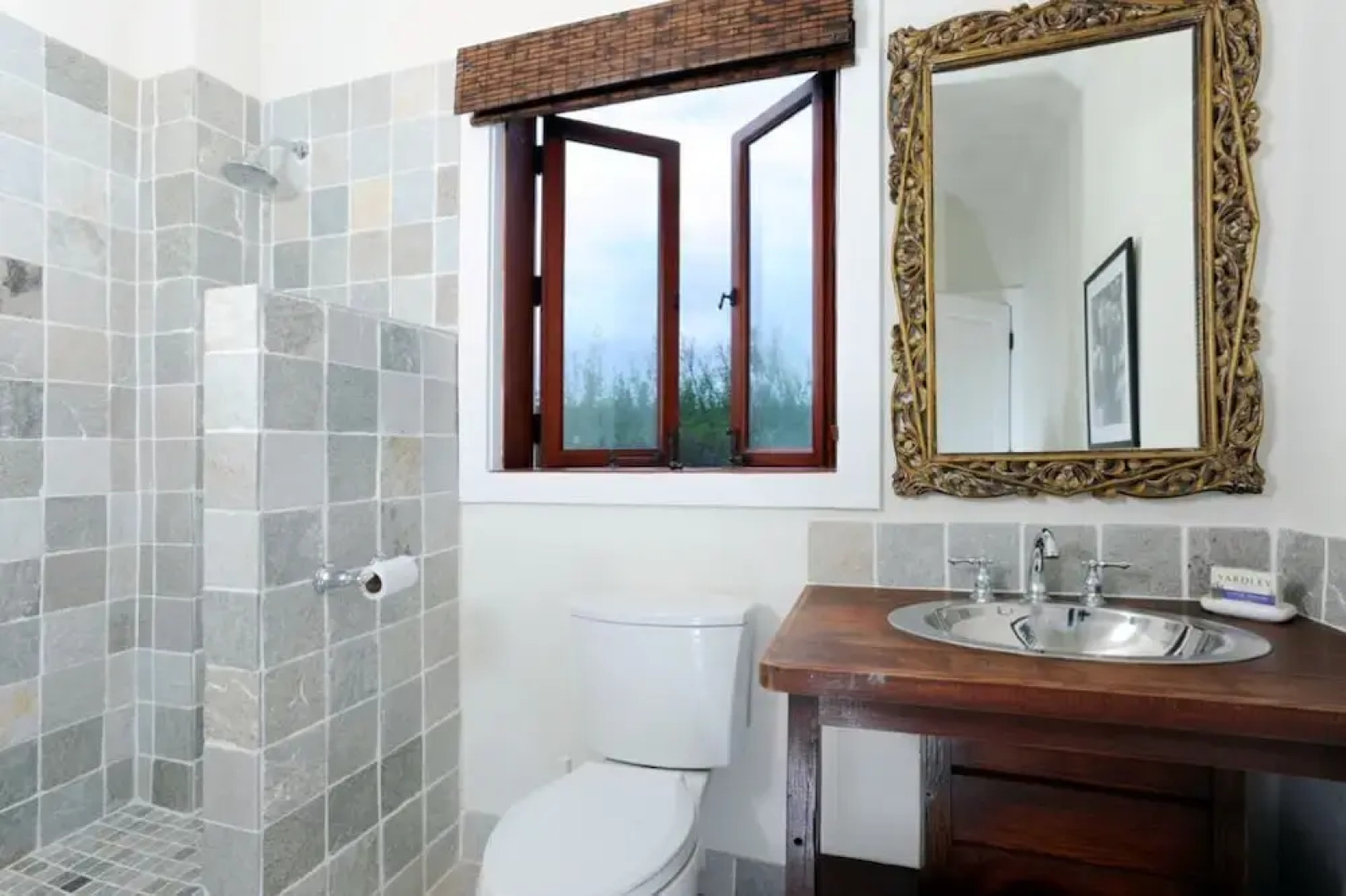 Beachside Beauty: Brand New Home With Pool