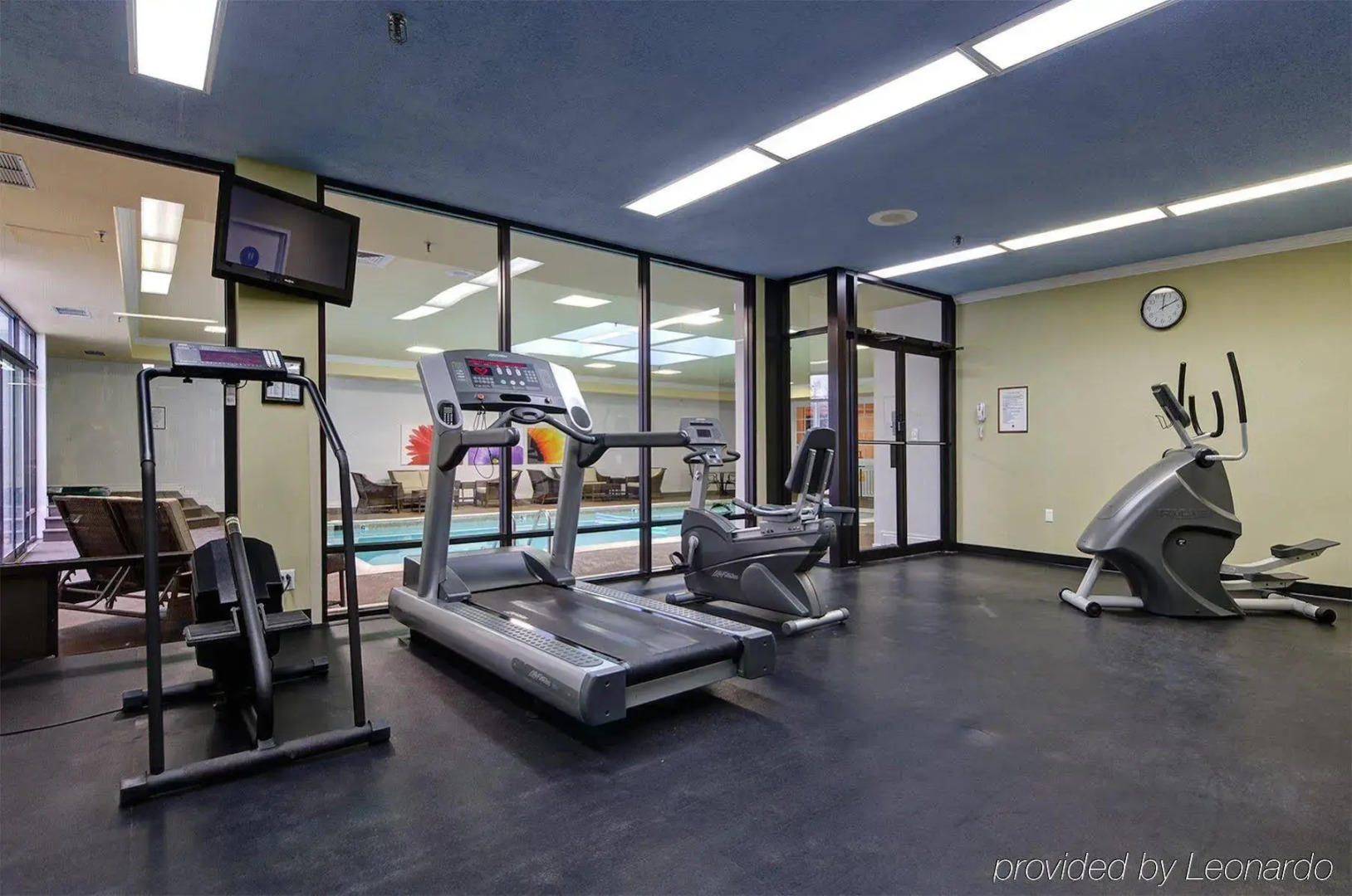 Bella Vista Hotel & Suites