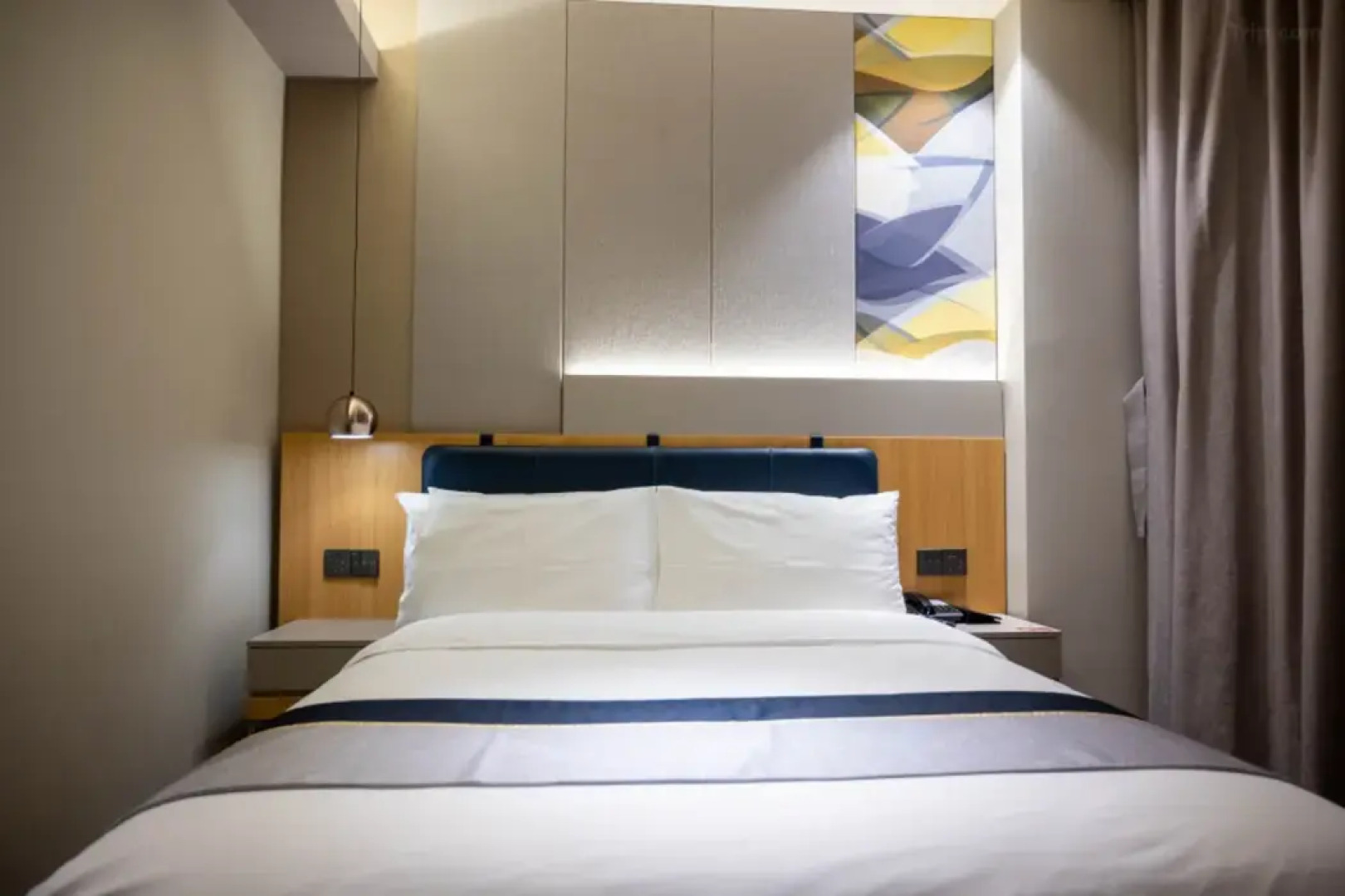Homeinn Selected Hotel (Minzhong Street Baishan)