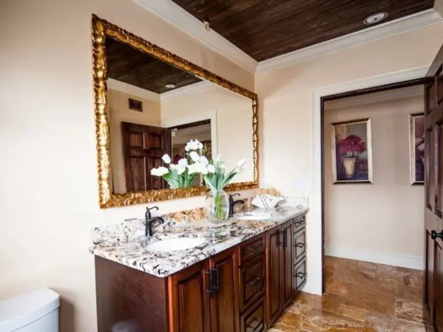 Gulfside Luxury Condo