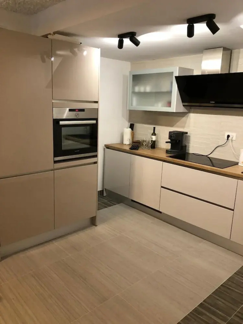 Villa Dragi, Villa With Pool and big Terrace, sea View, Peacfully and Quite