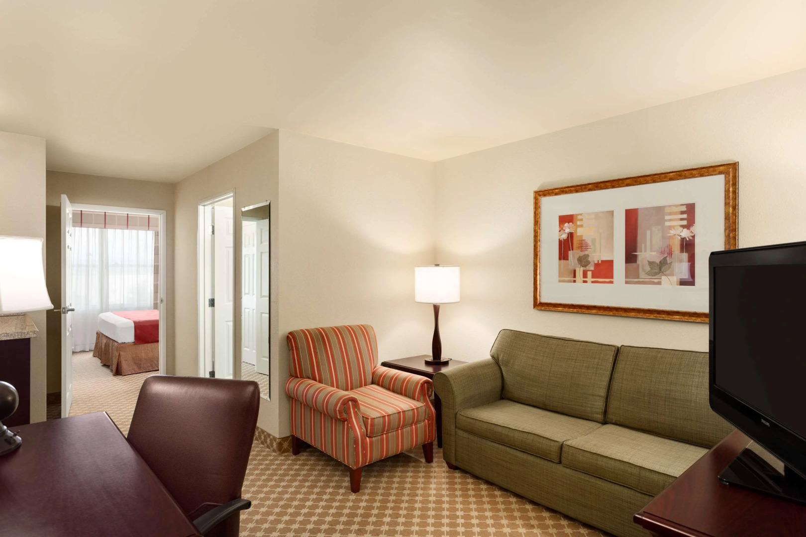 Country Inn & Suites by Radisson, Carlisle, PA