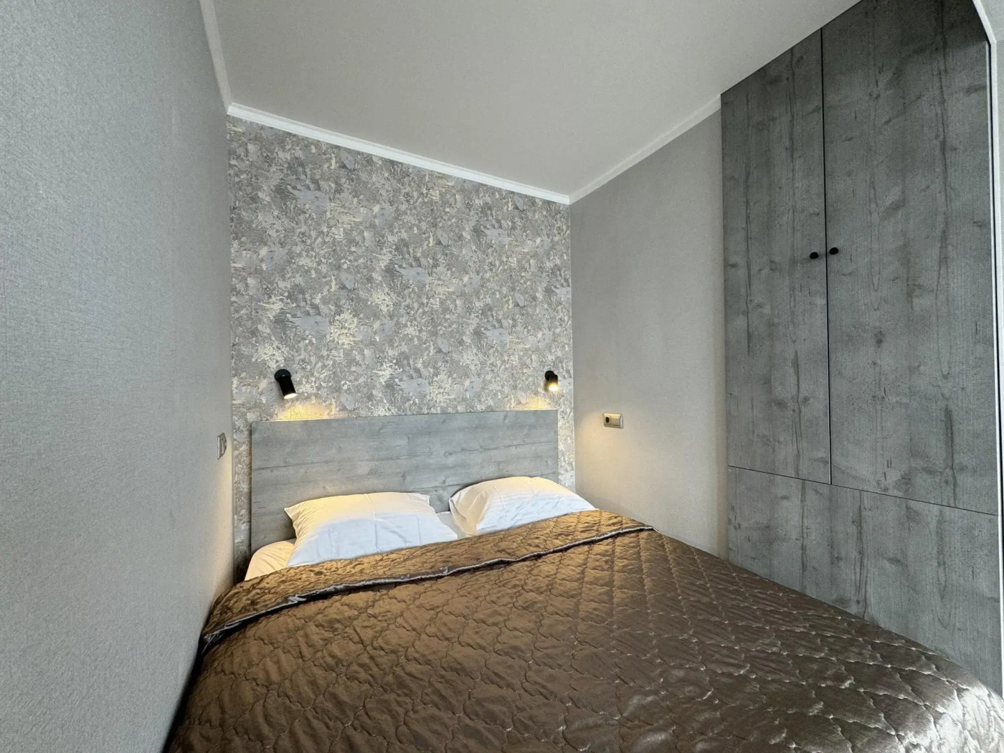 Апартаменты на Черняховского 12