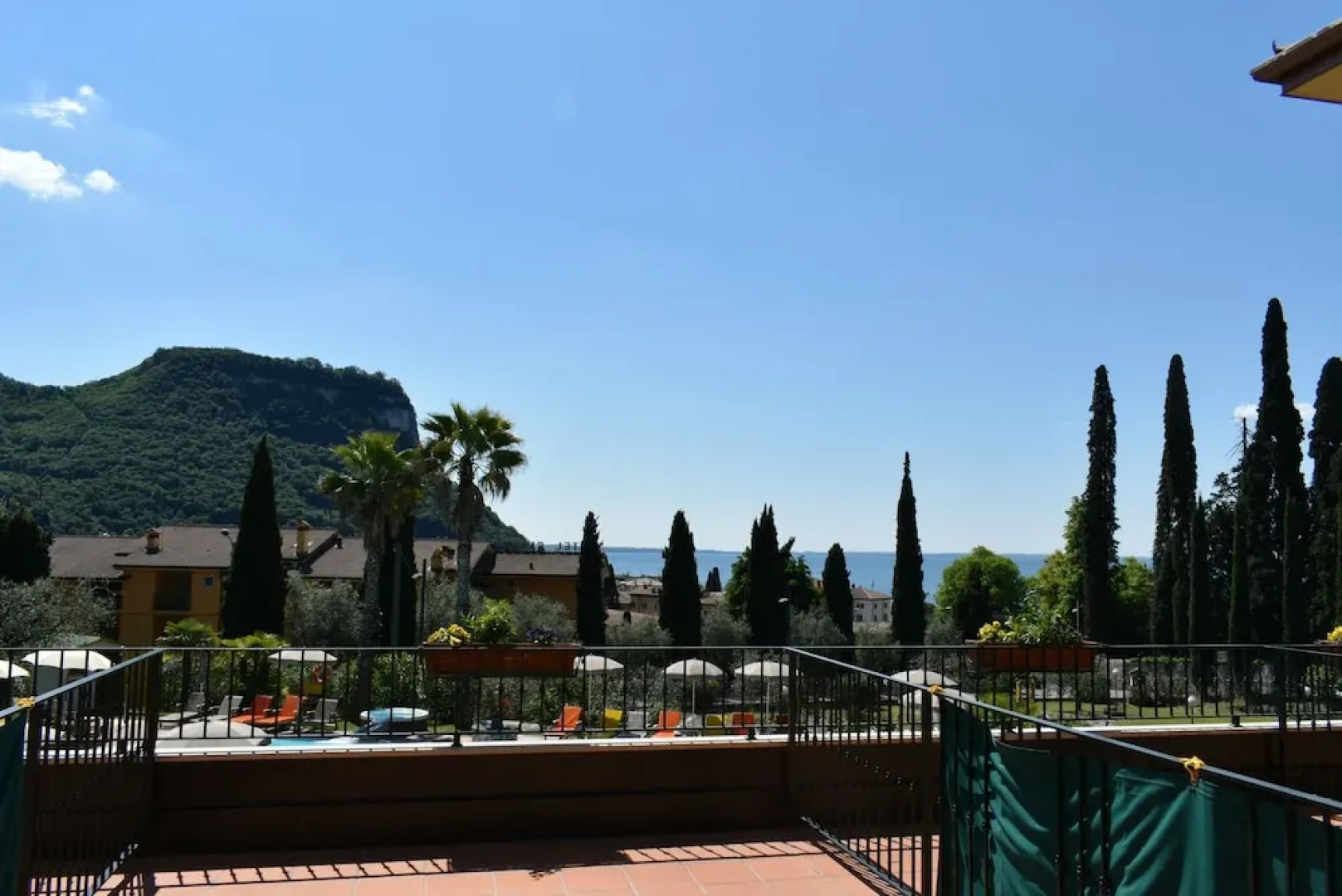 Villa Madrina Lovely and Dynamic Hotel