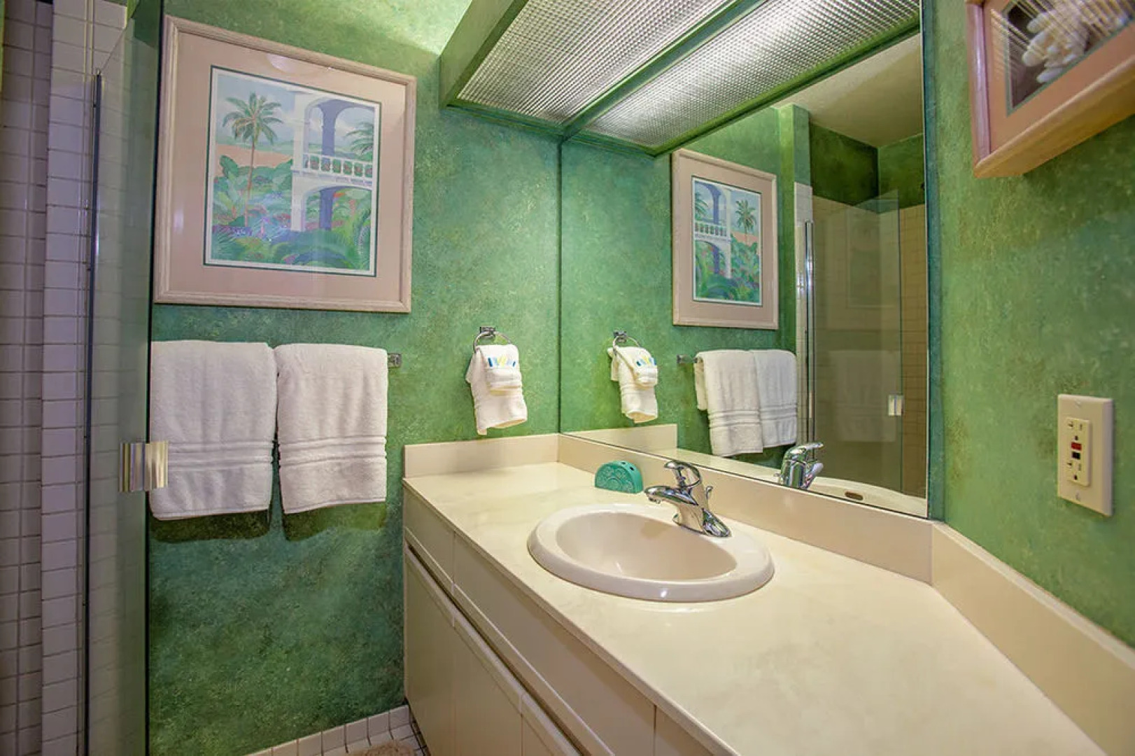 Maui Kamaole C-209 - 2 Br Condo