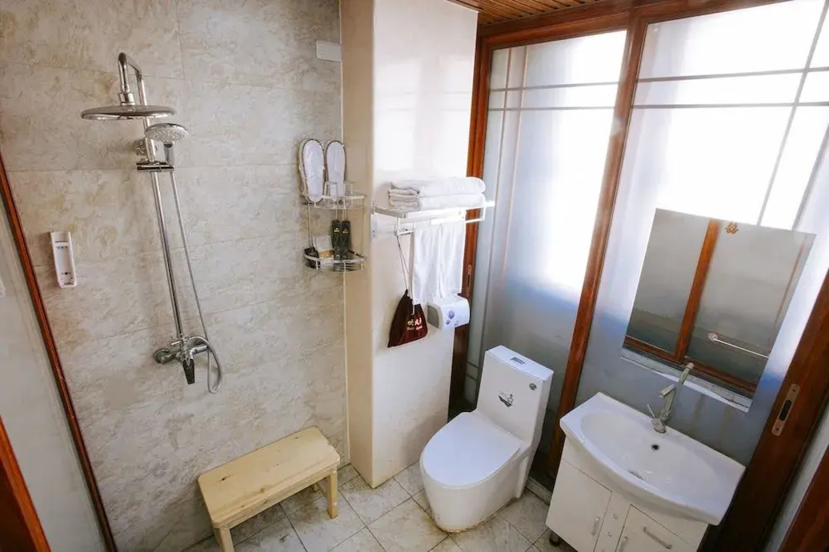 Pingyao Ju Yuan Ge Inn