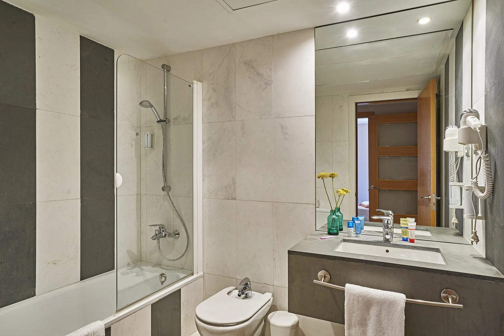 AinB Sagrada Familia Apartments