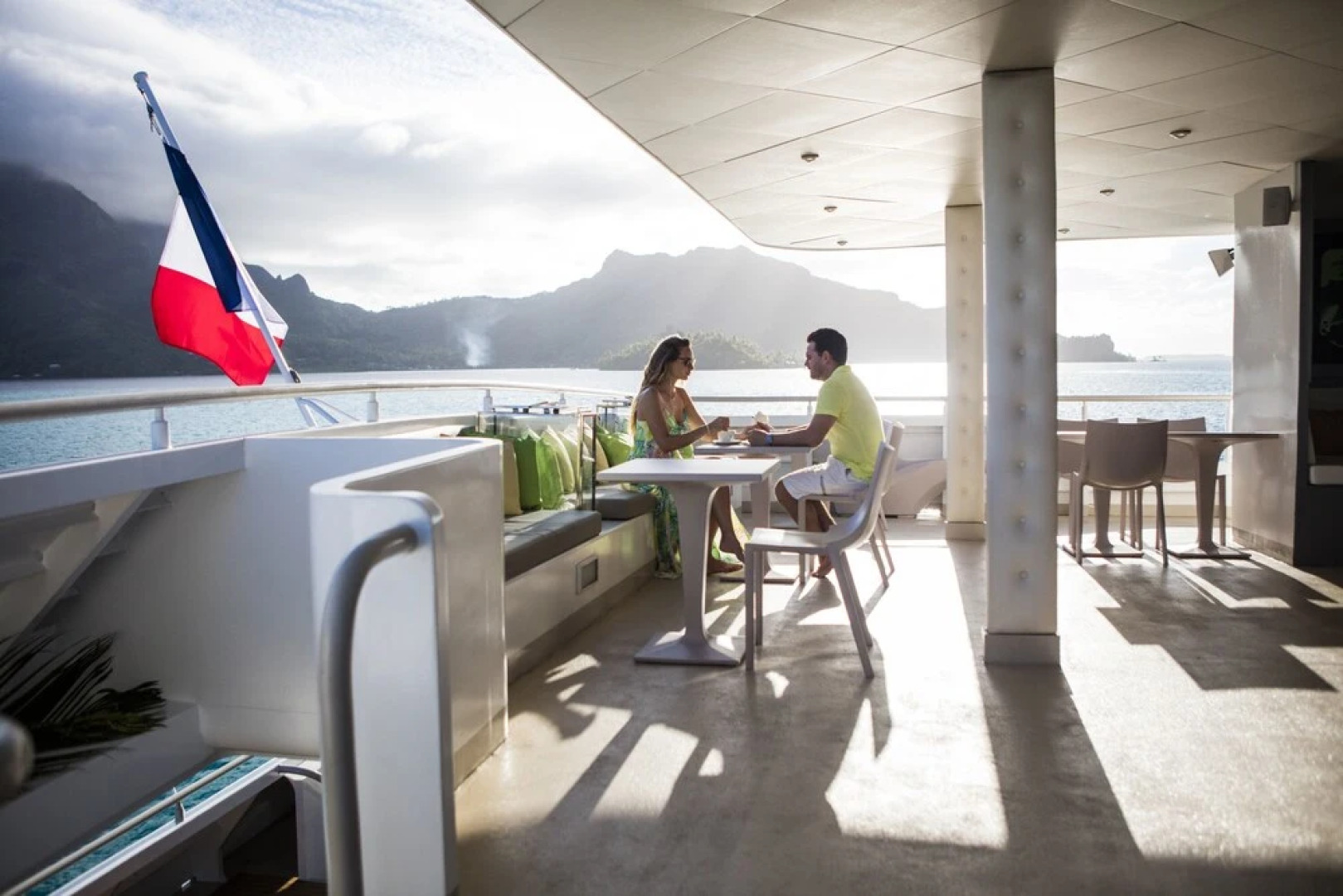 Haumana Cruises - Bora-Bora to Taha'a (Monday to Thursday)