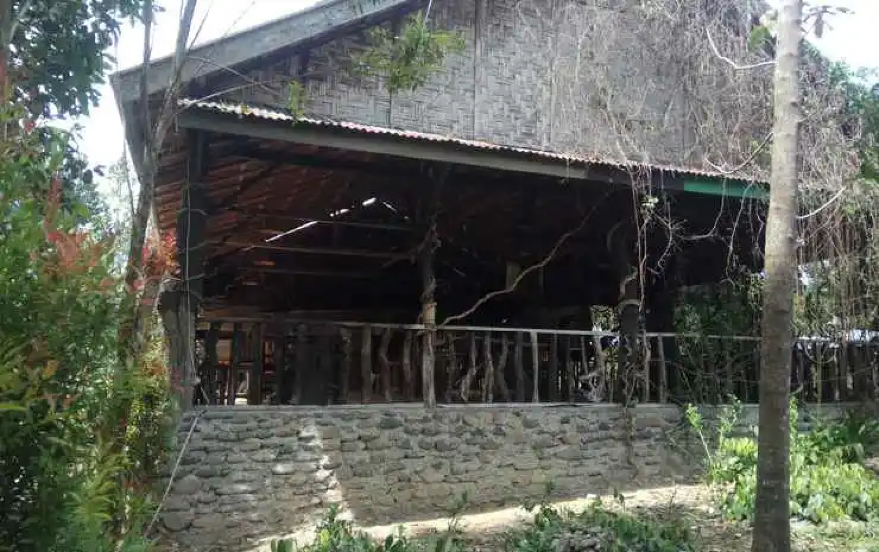 Tangkahan Inn