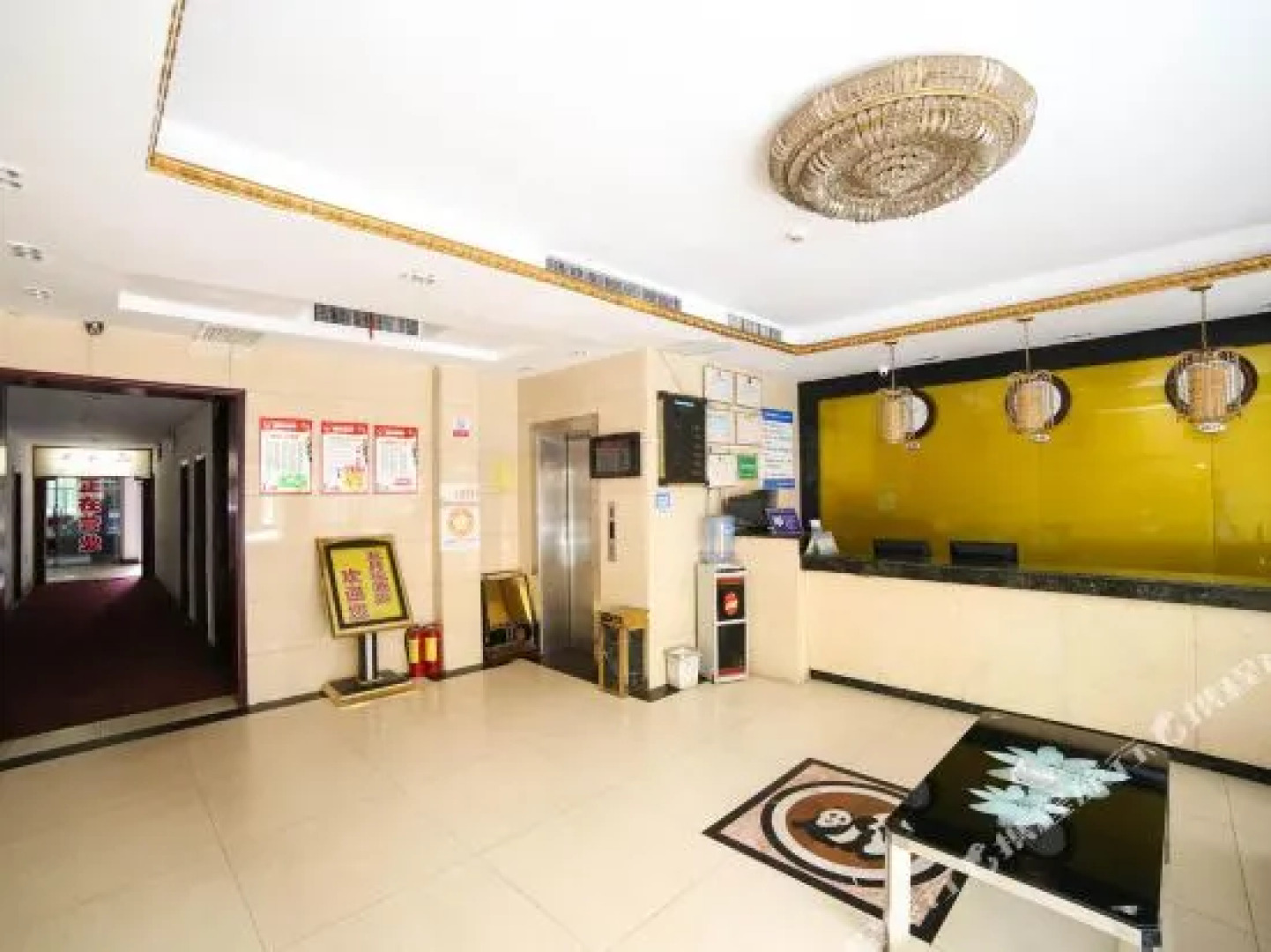 Jingmen May Wind E-sports Hotel