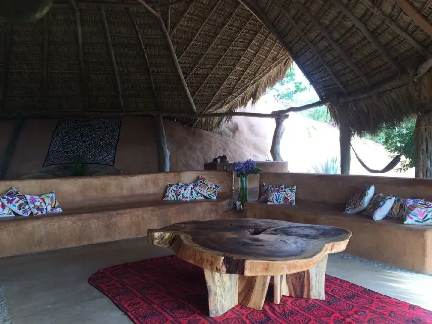 Las Almas Petit Hotel