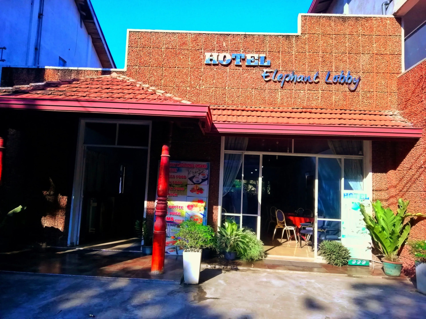 Hotel Elephant Lobby