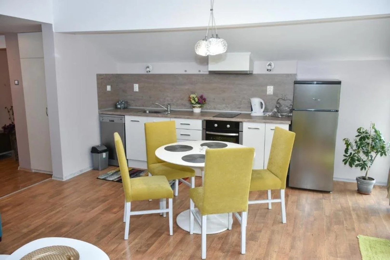 Family Hotel White Rose