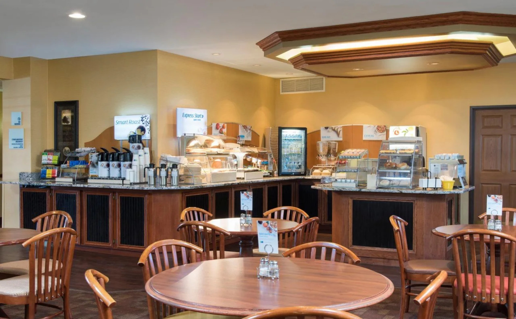 Holiday Inn Express Grand Rapids SW by IHG