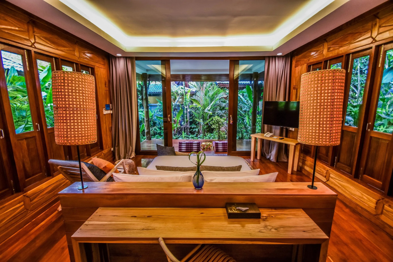 The Nine Thipthara Klongson Resort