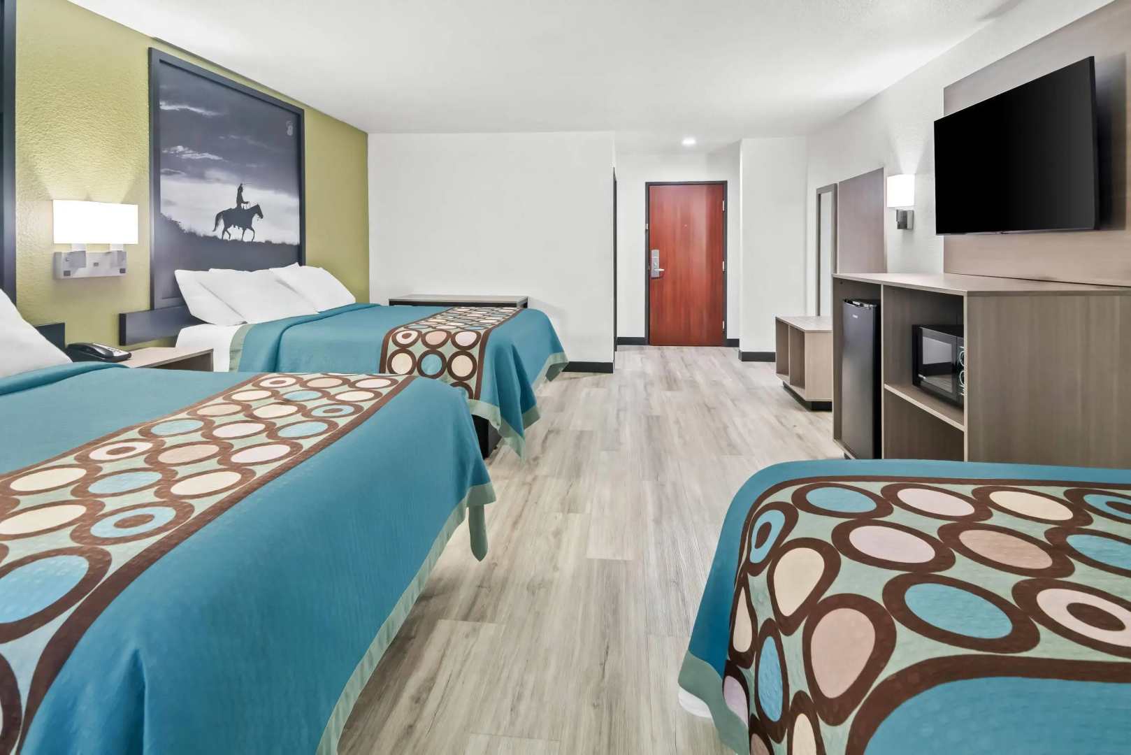 Super 8 by Wyndham Weatherford