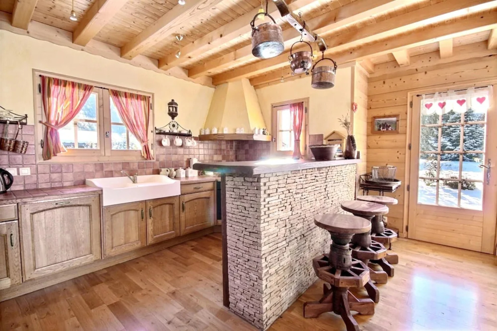 Chalet With 5 Bedrooms in St Jean D'aulps, With Wonderful Mountain Vie