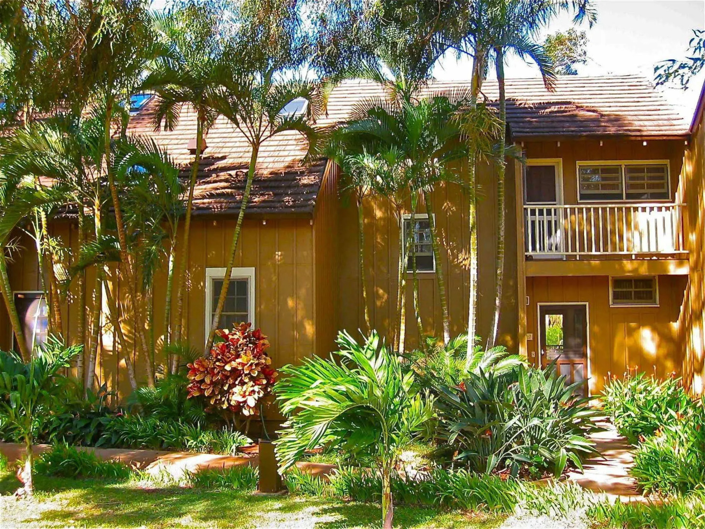 Molokai Vacation Properties – Paniolo Hale