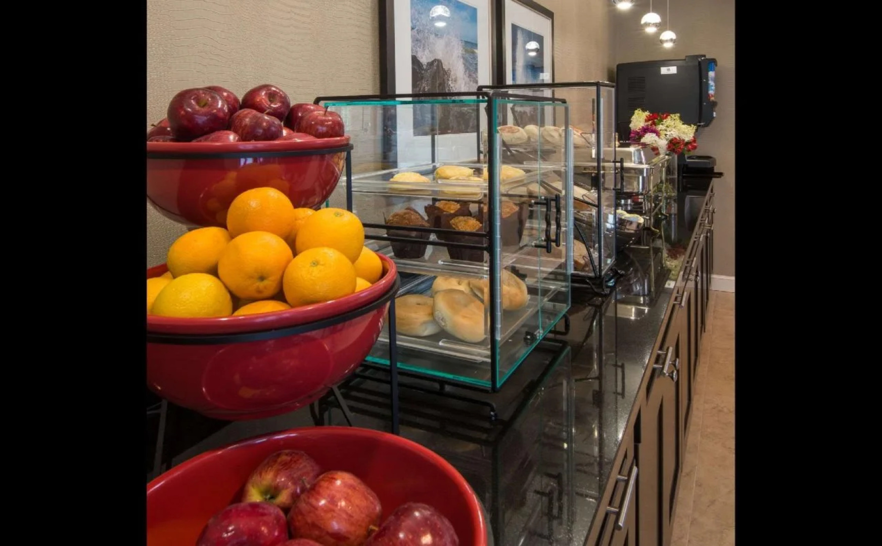 Port Inn & Suites Kennebunk, an Ascend Collection Hotel