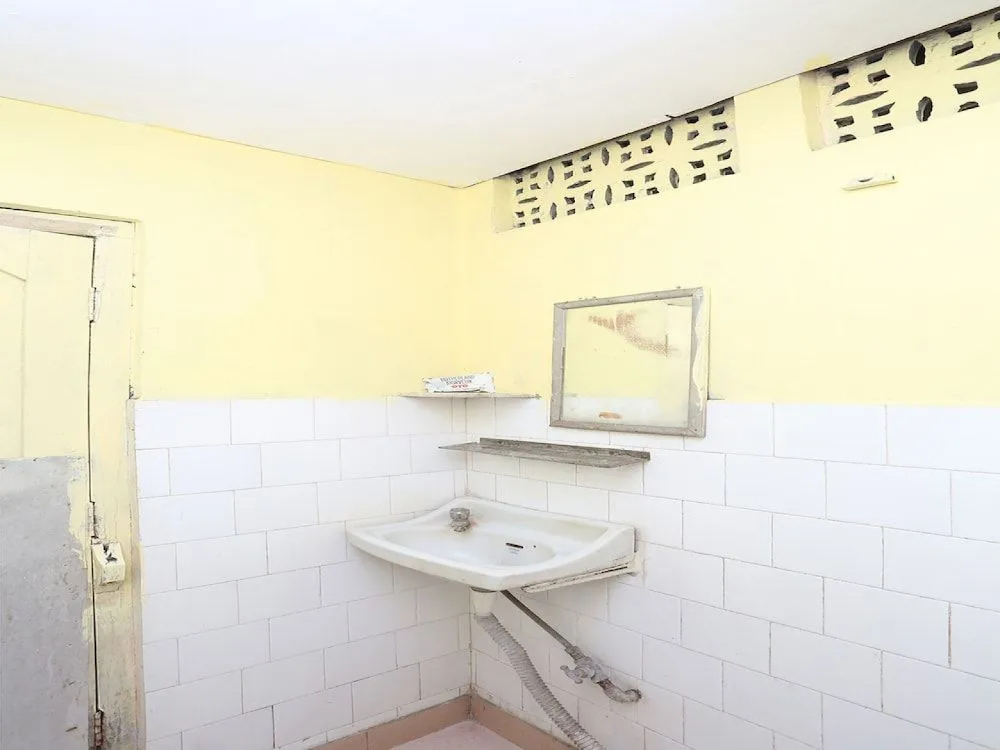 SPOT ON 40303 Hotel Surya