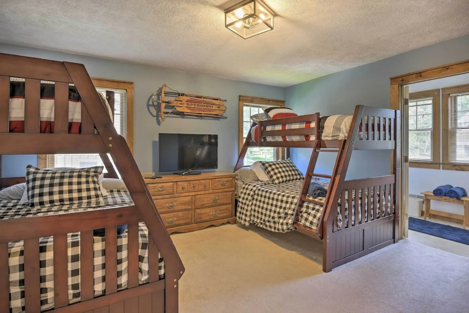 Cozy Tannersville Getaway Near Ski Resort!