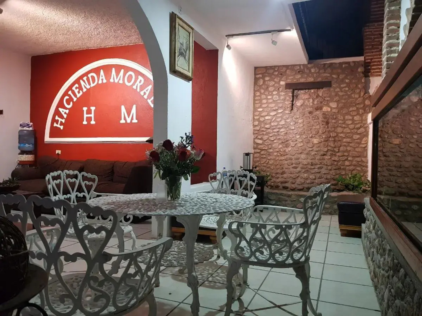 Hotel Hacienda Morales.