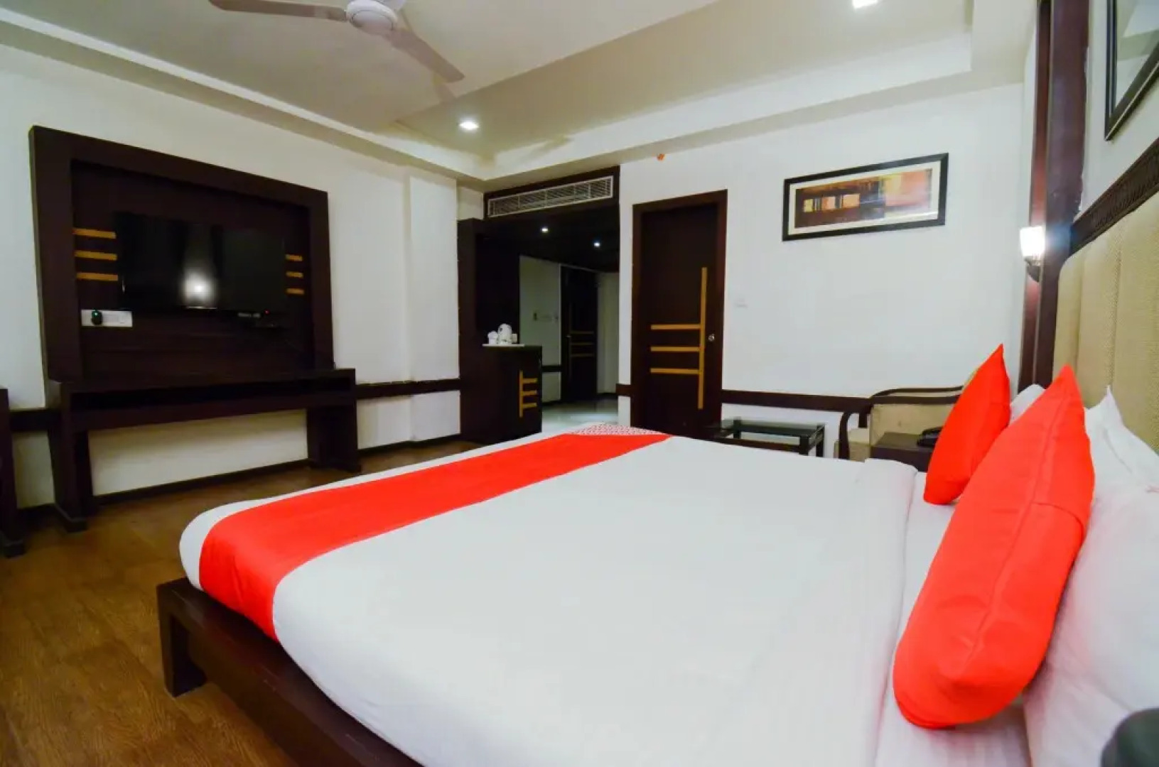 Hotel Amba International