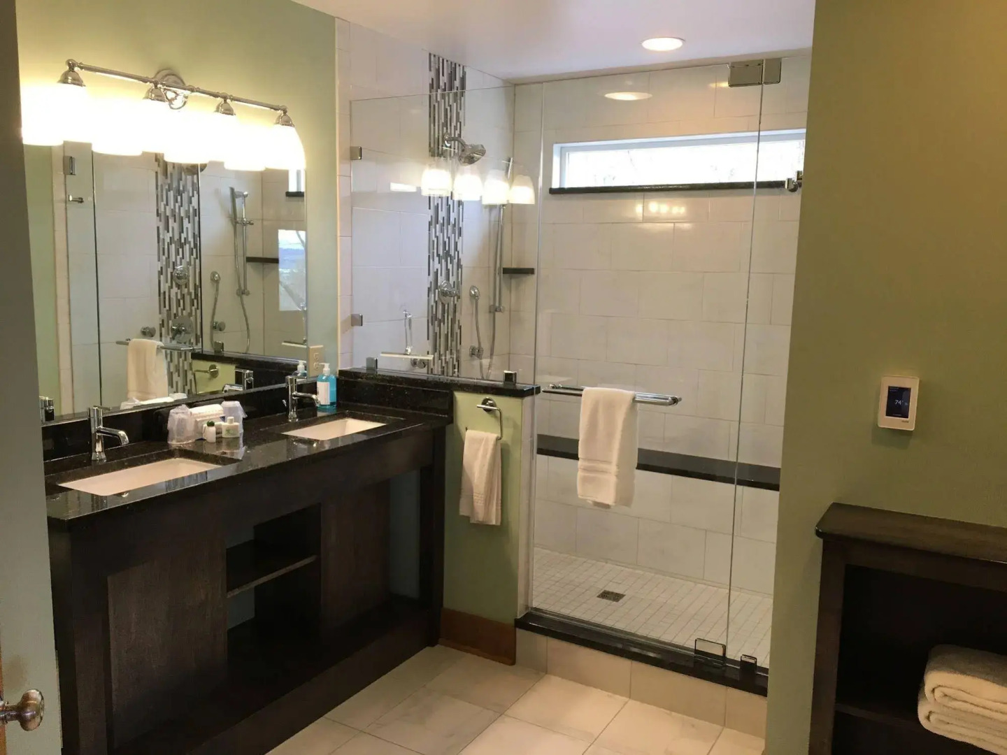 The Iris Inn Bed & Breakfast