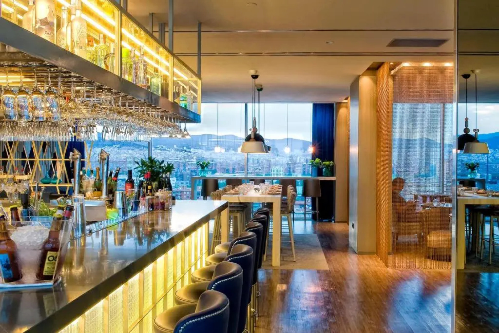 Отель Leonardo Royal Barcelona Forum