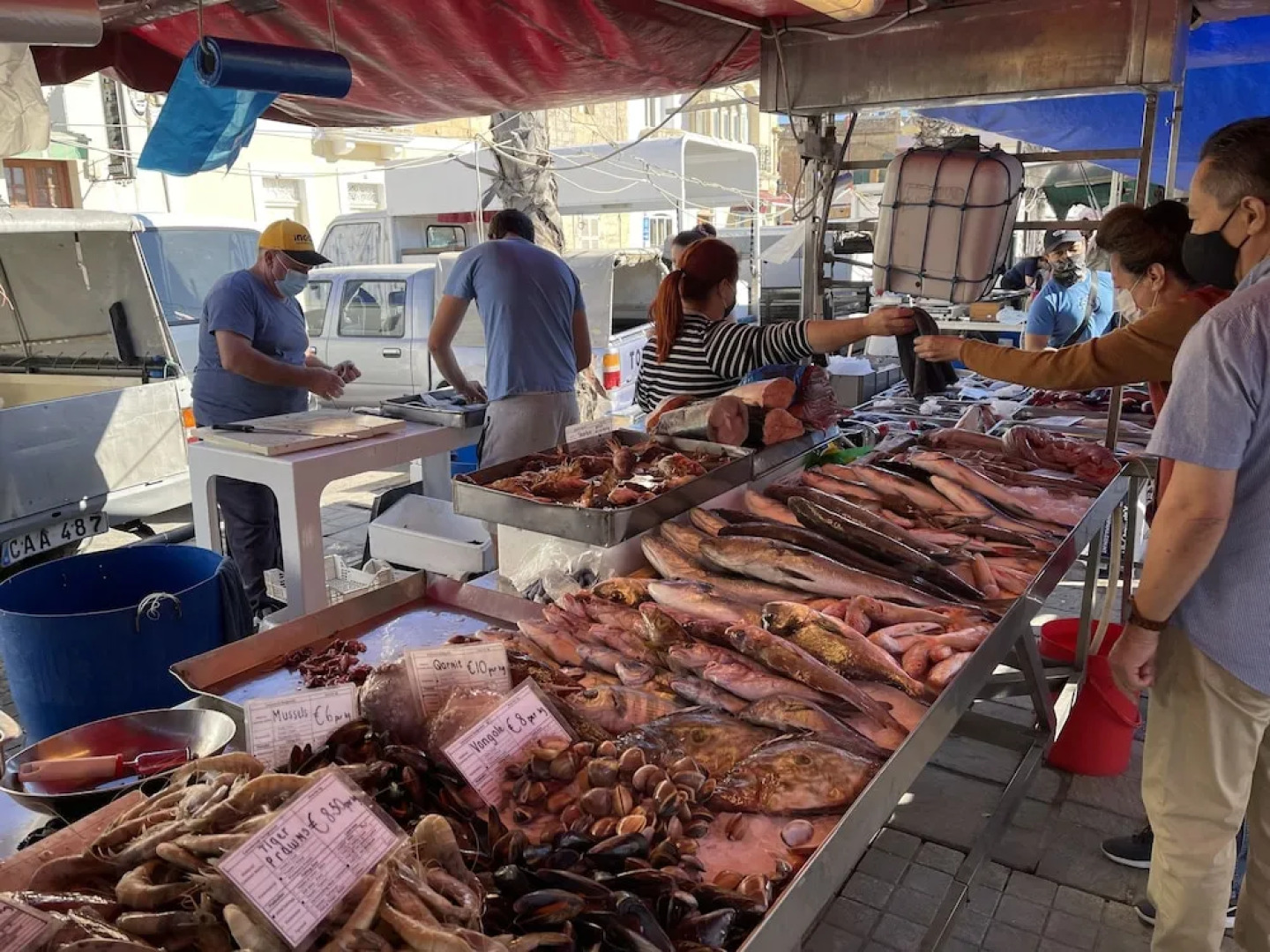 Sunset Modern Apt - Near Beach, Wifi & Cable TV