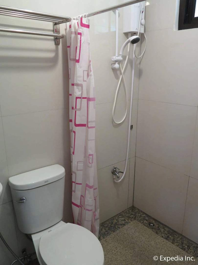 Zillion Pavilion Family & Business Hotel