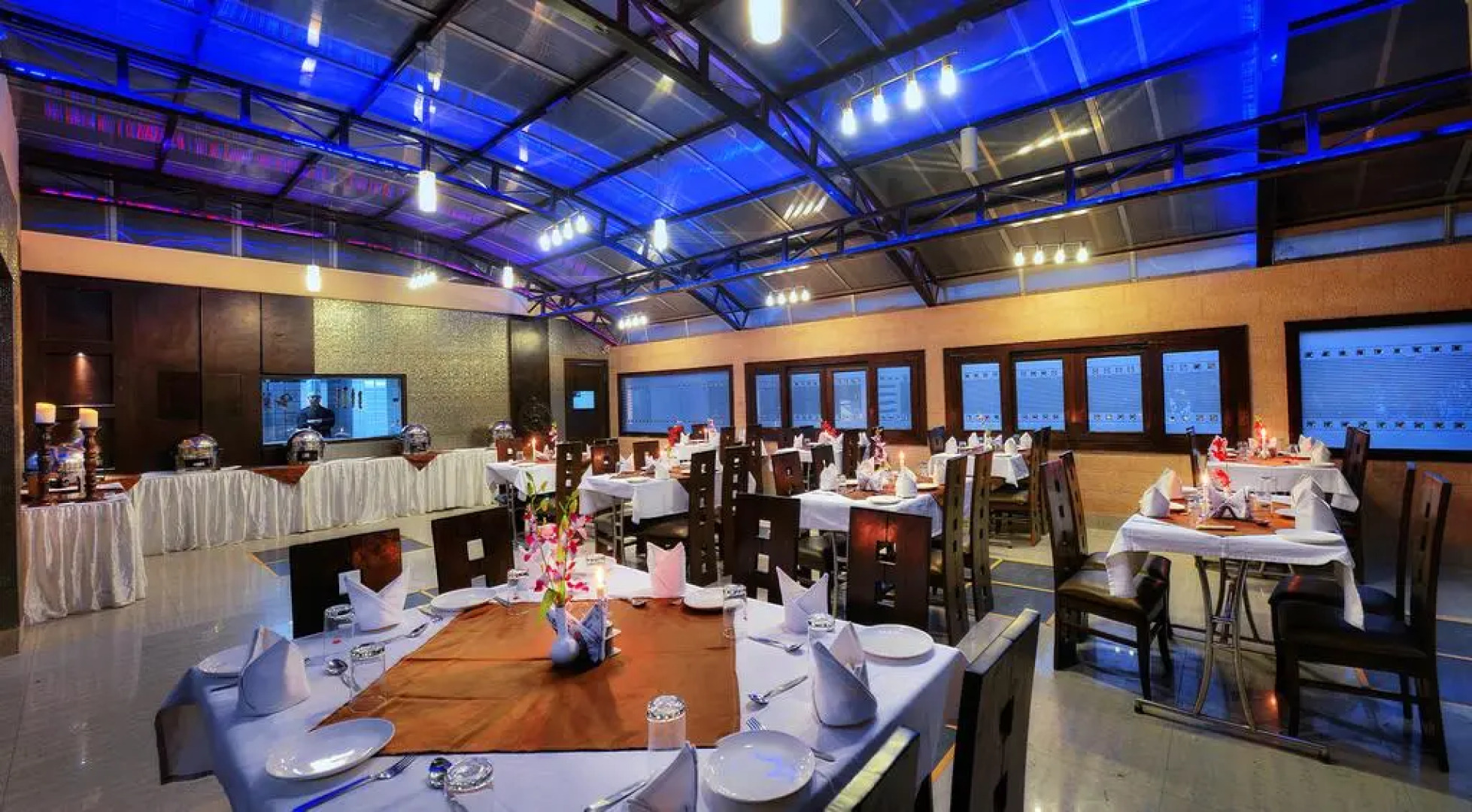 Royale Sarovar Portico Agra