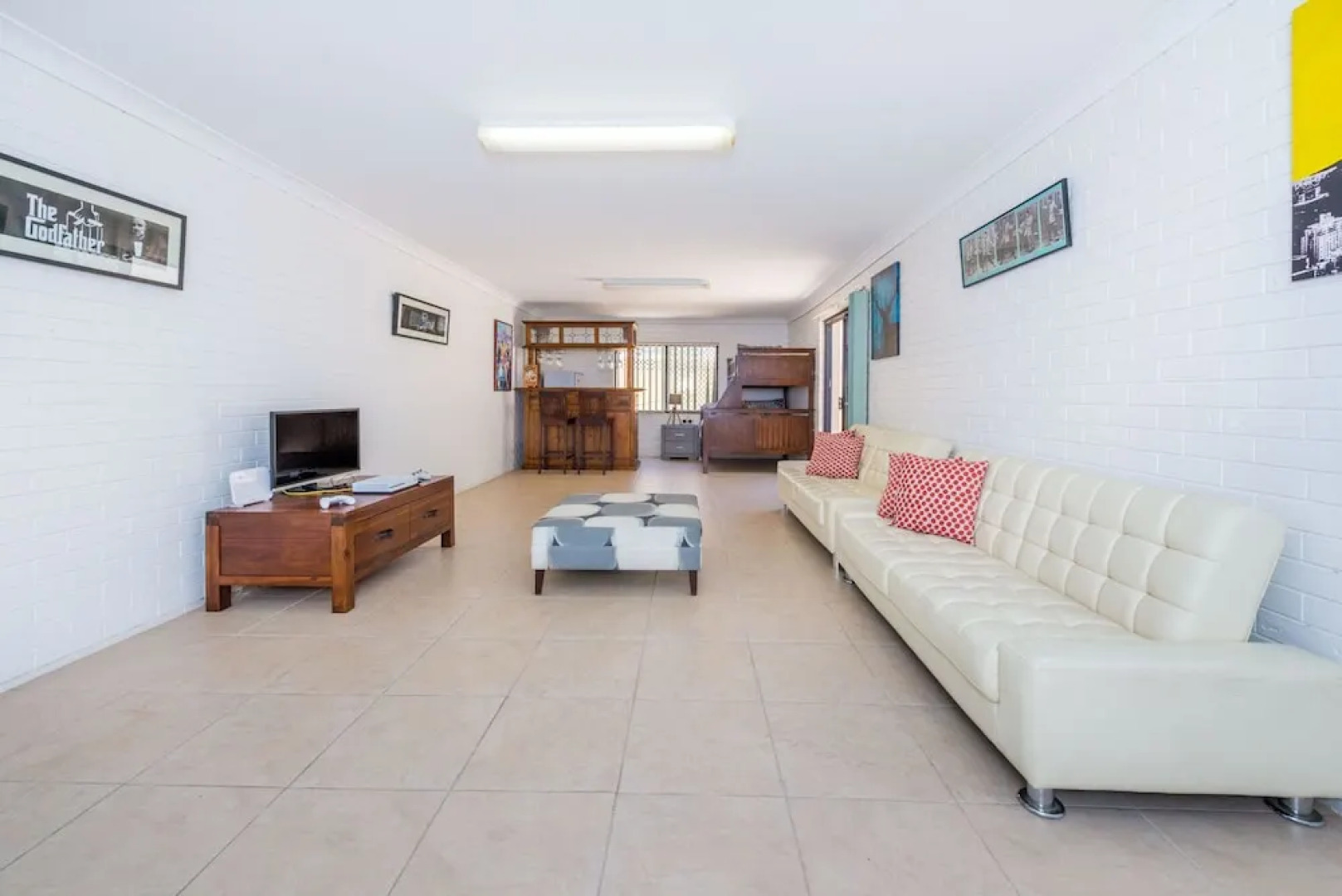 Kallaroo, 3 Kallaroo Street- great house with views, pool, WIFI and aircon