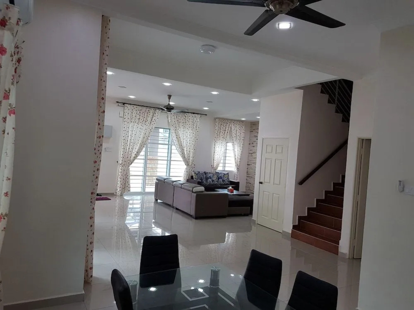 Sitiawan Homestay