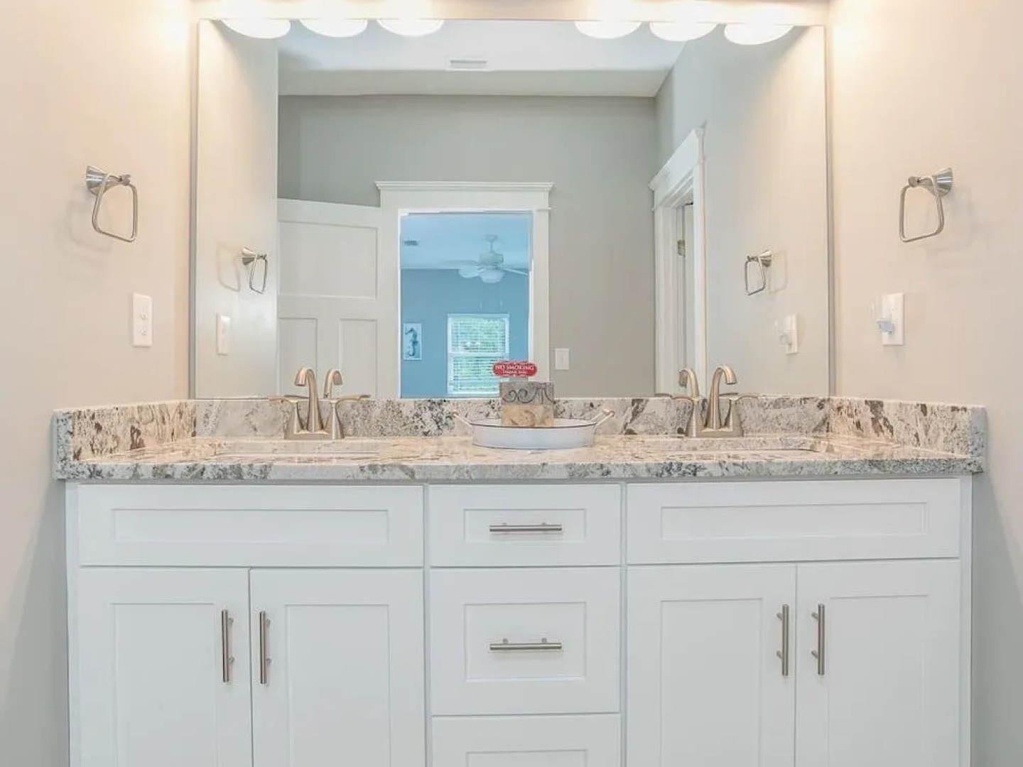 Crimson Cabana