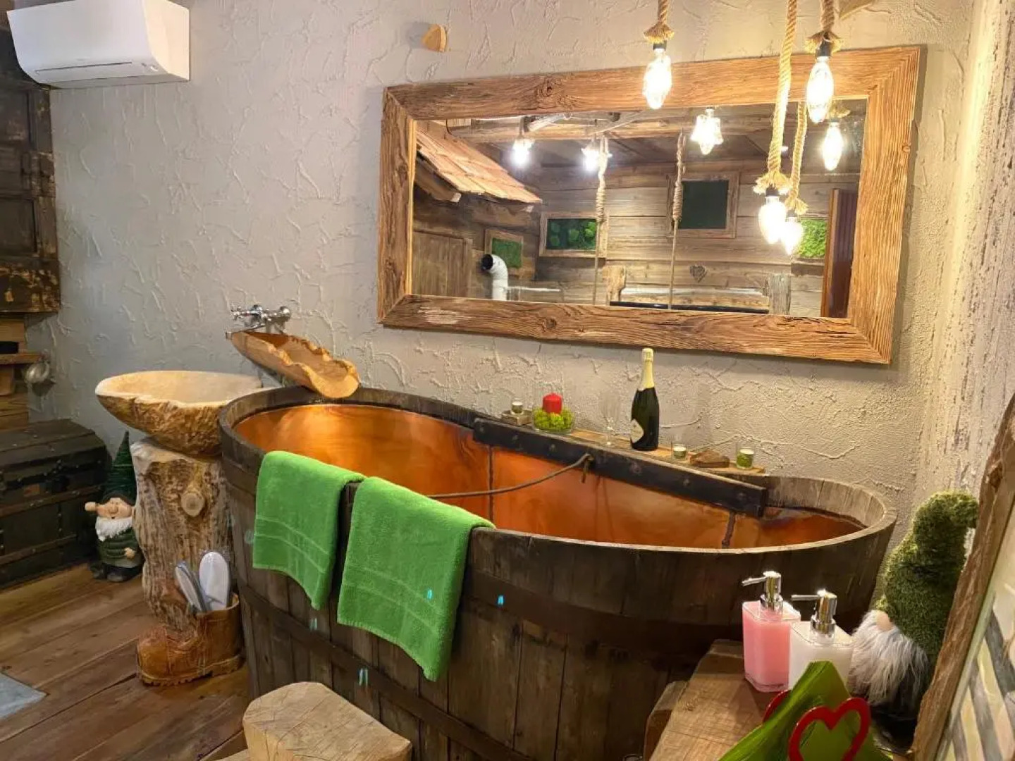 Urban Pic Nic (Adults Only)