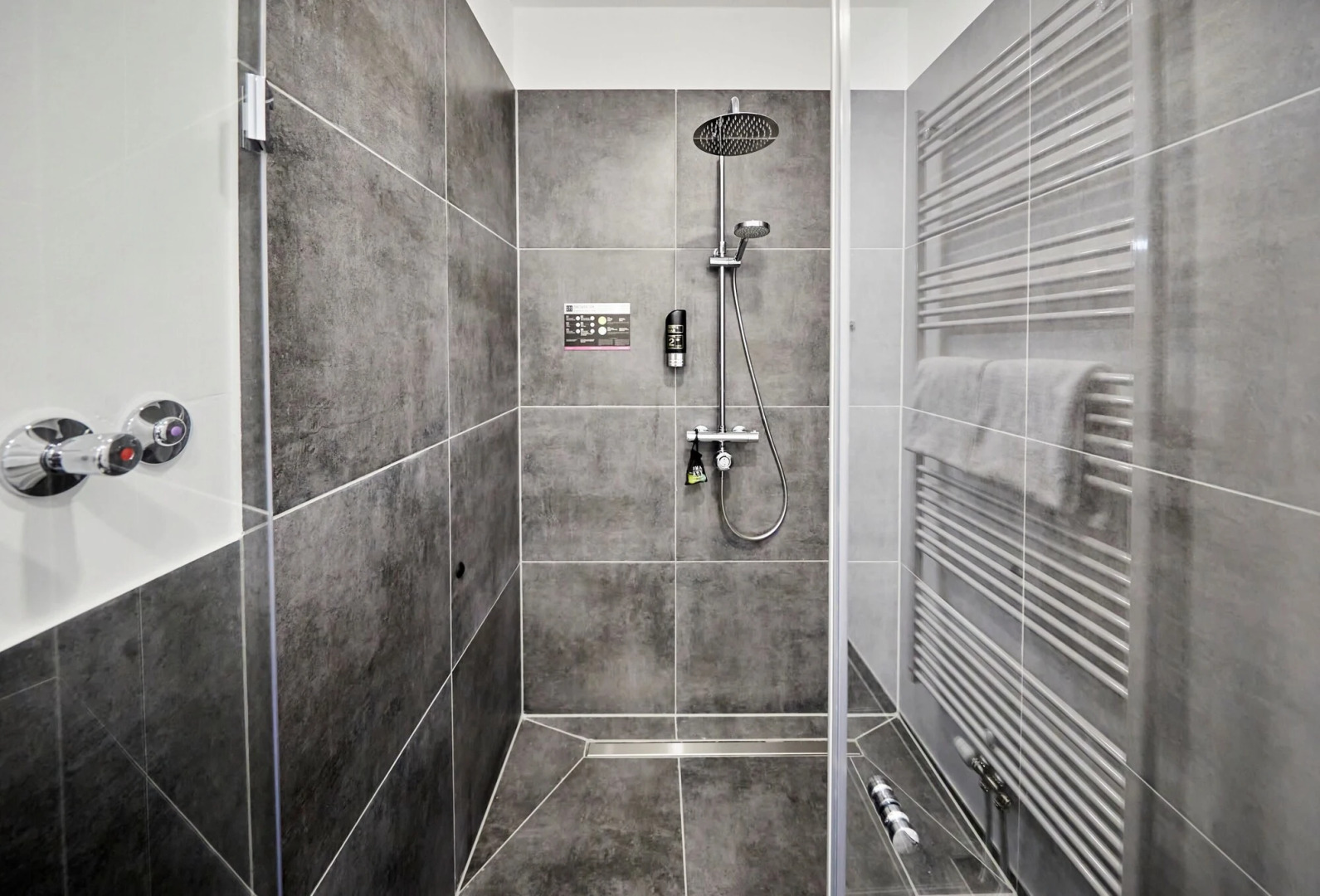 SMARTY Cologne Dom Hotel - Boardinghouse