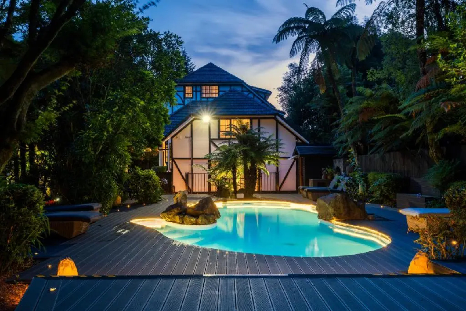 Hamurana Lodge Boutique Hotel